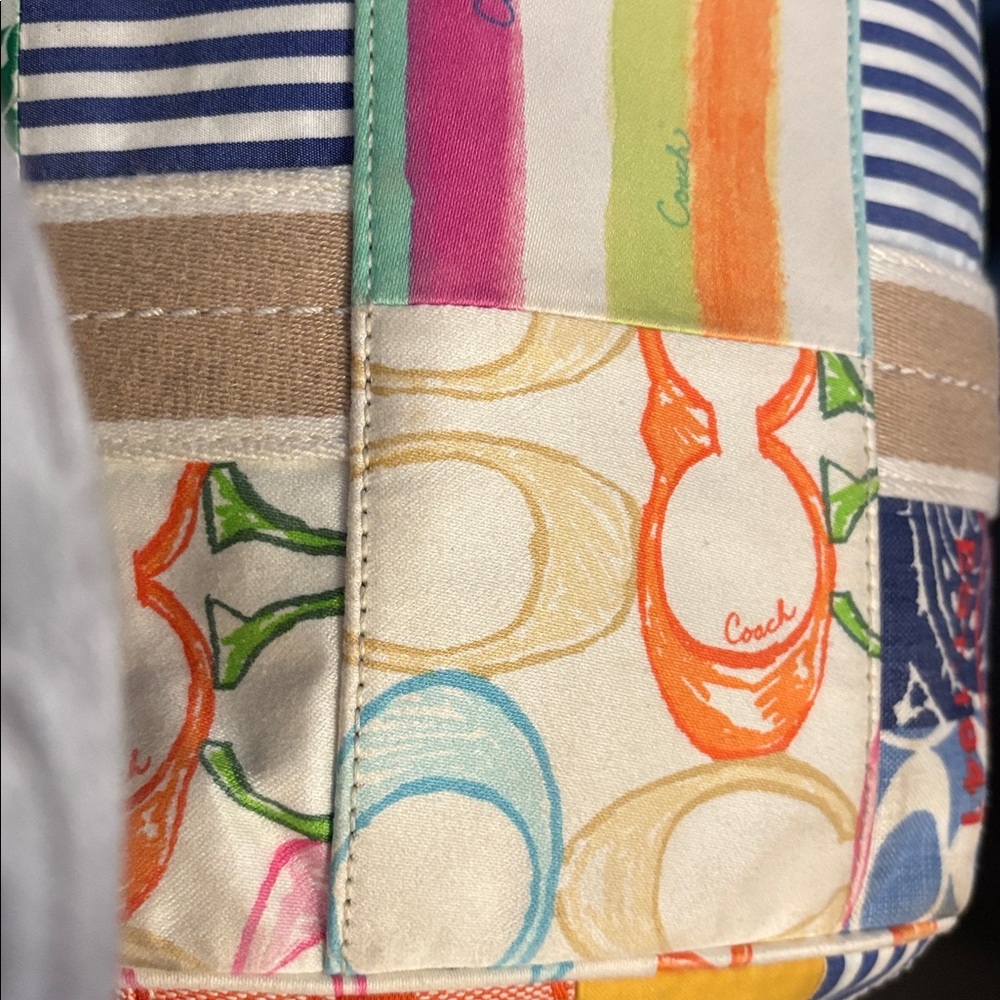 Coach Colorful Patchwork Travel Bagwith matching wristlet - Picture 6 of 11